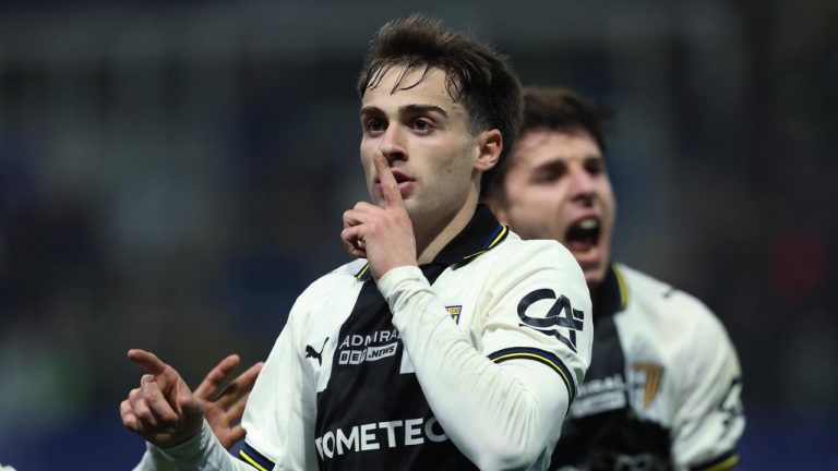 Parma's Gaetano Pio Oristanio reacs after scoring a goal during the Italian Serie A match between Parma and Cagliari in Parma, Italy, Friday, Feb. 27, 2026. (Gianni Santandrea/LaPresse via AP)