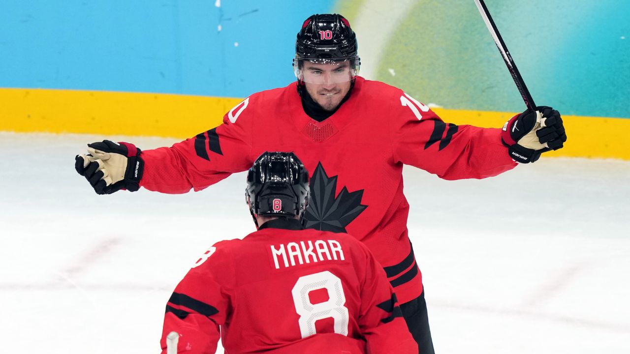 Biggest goal of Suzuki’s life revives Canada in win over Czechia