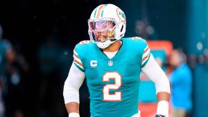 Miami Dolphins linebacker Bradley Chubb (2) runs onto the field during player introductions before an NFL football game against the Cincinnati Bengals. (Doug Murray/AP)
