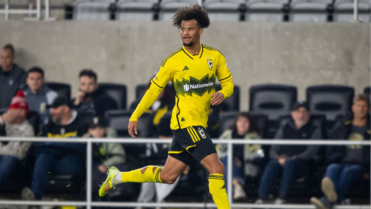 Canadian forward Jacen Russell-Rowe joins Toulouse from Columbus Crew