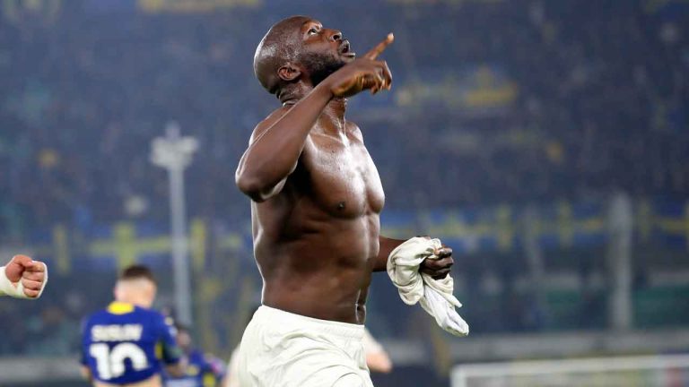 Napoli's Romelu Lukaku celebrates after scoring his side's second goal during the Serie A soccer match between Hellas Verona. (Paola Garbuio/AP)