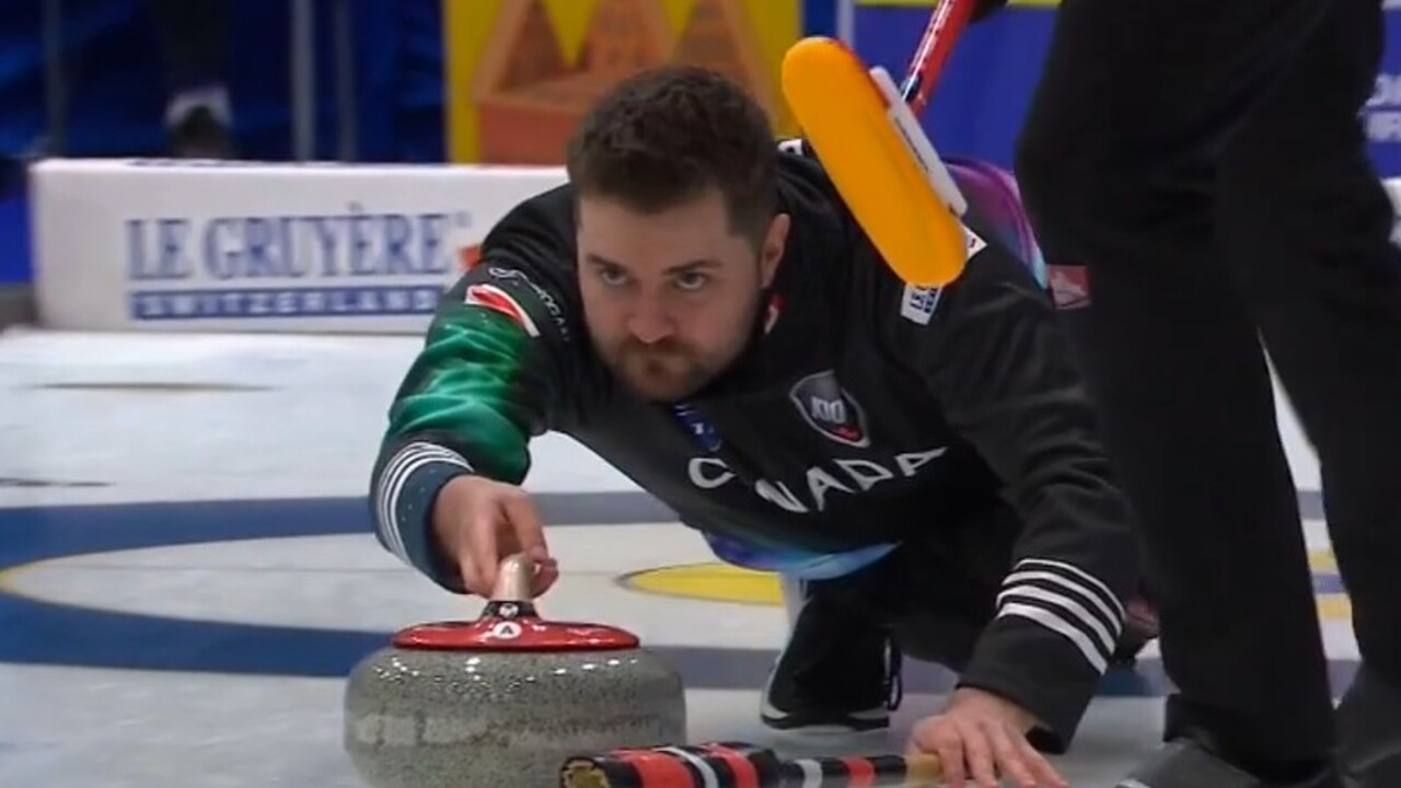 Canada’s Dunstone delivers perfect shot to score four in seventh end