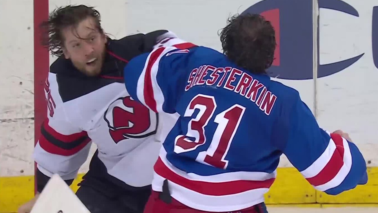 Gotta See It: Shesterkin and Markstrom drop the gloves for goalie fight