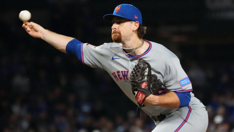New York Mets starting pitcher Nolan McLean throws against the Chicago Cubs during the first inning of a baseball game in Chicago, Sept. 25, 2025. (Nam Y. Huh/AP)