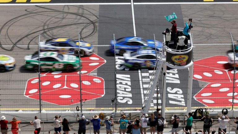 Drives get the green flag at the start of a NASCAR Cup Series auto race at Las Vegas Motor Speedway, Sunday, March 15, 2026, in Las Vegas. (Steve Marcus/AP)