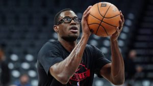 Chicago Bulls forward Jalen Smith warms up before an NBA basketball game against the Sacramento Kings, Sunday, March 8, 2026, in Sacramento, Calif. (Alan Greth/AP)