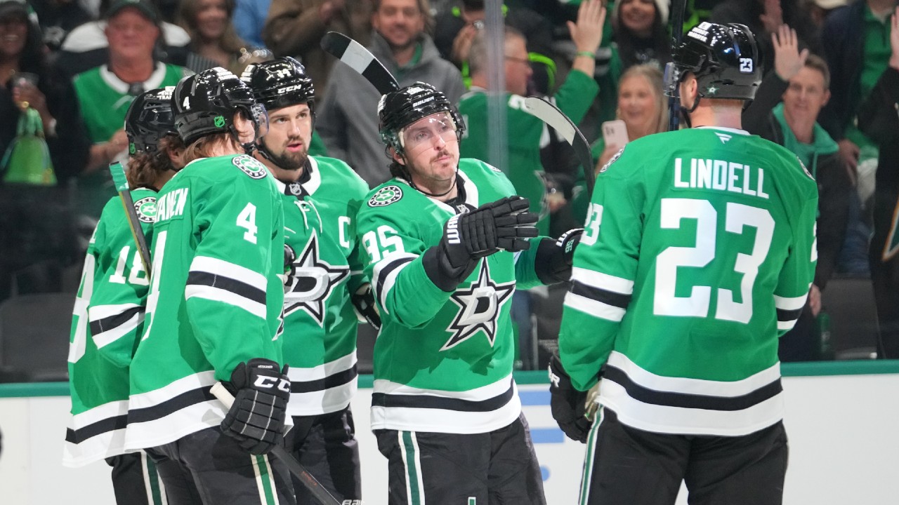 Stars clinch playoff spot, Canucks eliminated from race