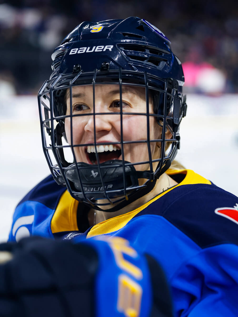 I Toronto Sceptre attaccano Daryl Watts. (Foto per gentile concessione del PWHL)