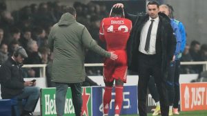 Bayern's Alphonso Davies leaves the field injured during the Champions League round of 16 soccer match between Atalanta and FC Bayern Munich in Bergamo, Italy, Tuesday, March 10, 2026. (Luca Bruno/AP)