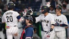 Japan explodes for nine runs in eighth to beat Czechia
