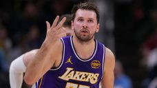 NBA roundup: Doncic scores 43 as Lakers beat Pacers with Caitlin Clark snapping photos