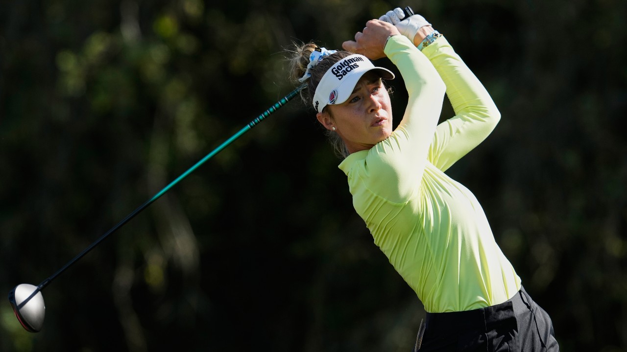 Nelly Korda hits her stride and builds two-shot lead in Phoenix