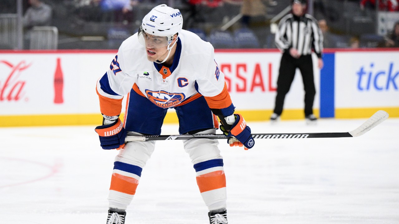 Islanders latest team frustrated by goalie interference challenge