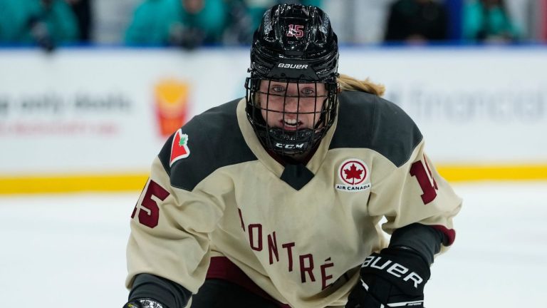 Montreal's Maureen Murphy (15) during the first period of a PWHL hockey game against New York Wednesday, Jan. 10, 2024, in Elmont, N.Y. (AP Photo/Frank Franklin II)
