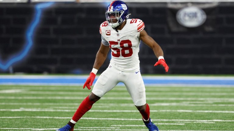 New York Giants linebacker Bobby Okereke pursues a play against the Detroit Lions during an NFL game in Detroit, Sunday, Nov. 23, 2025. (AP/Rick Osentoski)