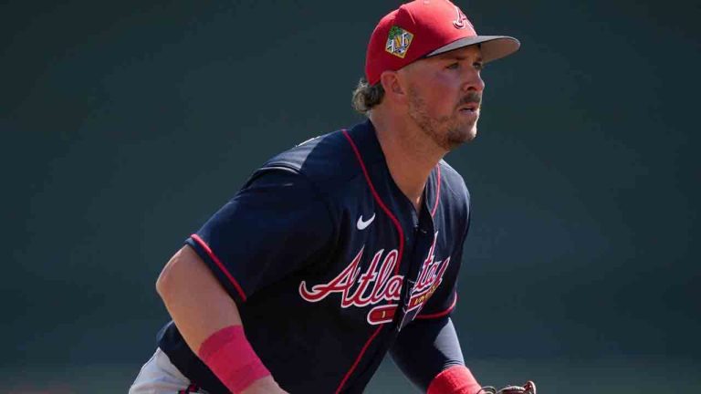Atlanta Braves' Kyle Farmer plays during a spring training baseball game, Saturday, Feb. 28, 2026, in Sarasota. (Matt Slocum/AP)