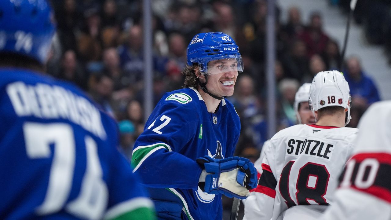 New enforcer Curtis Douglas gives Canucks more bite: ‘You know he’s out there’