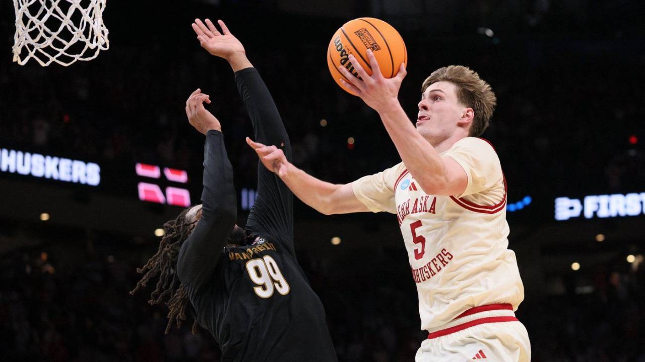 Frager’s go-ahead layup seals Nebraska’s first-ever Sweet 16 berth