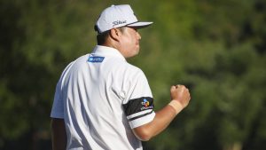 Sungjae Im pumps his fist after a birdie put on the 18th hole during the third round of the Valspar Championship golf tournament, Saturday, March 21, 2026, in Palm Harbor, Fla. (Chris Urso/Tampa Bay Times via AP)