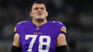 Minnesota Vikings center Ryan Kelly (78) looks on during an NFL football game against the Dallas Cowboys, Dec. 14, 2025, in Arlington, Texas. (Julio Cortez/AP)