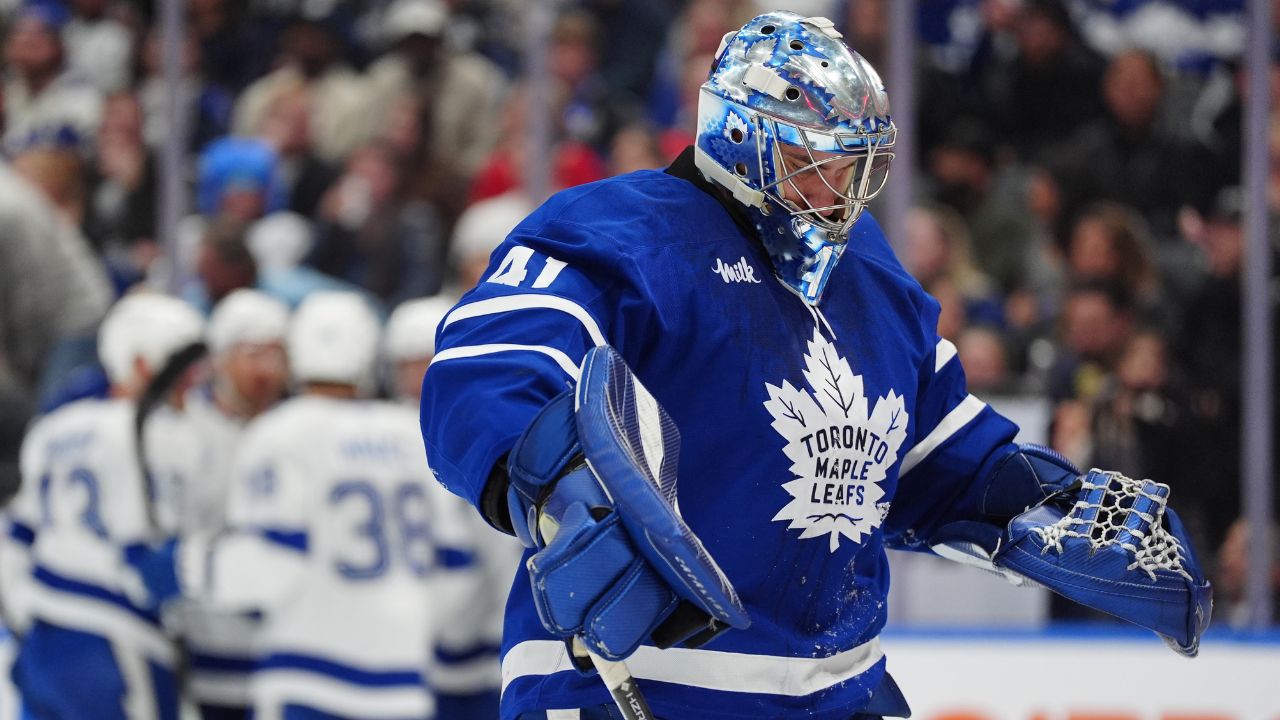 Loss to familiar Lightning a reminder of just how far Maple Leafs have fallen