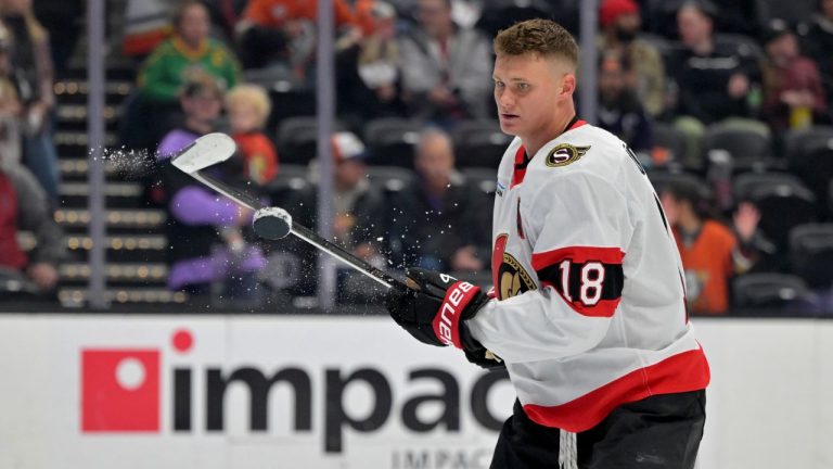 Ottawa Senators centre Tim Stützle warms up prior to an NHL hockey game against the Anaheim Ducks, Thursday, Nov. 20, 2025, in Anaheim, Calif. (Jayne Kamin-Oncea/AP)