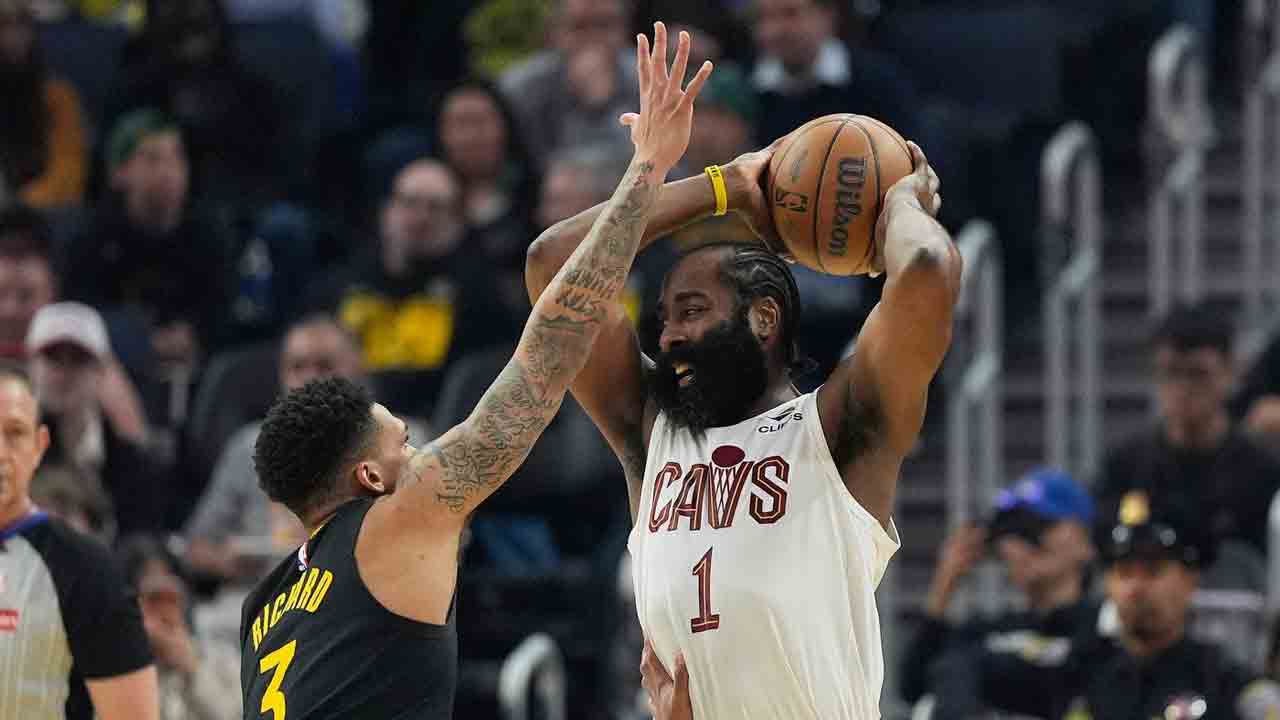 NBA roundup: Cavaliers, Rockets clinch playoff spots