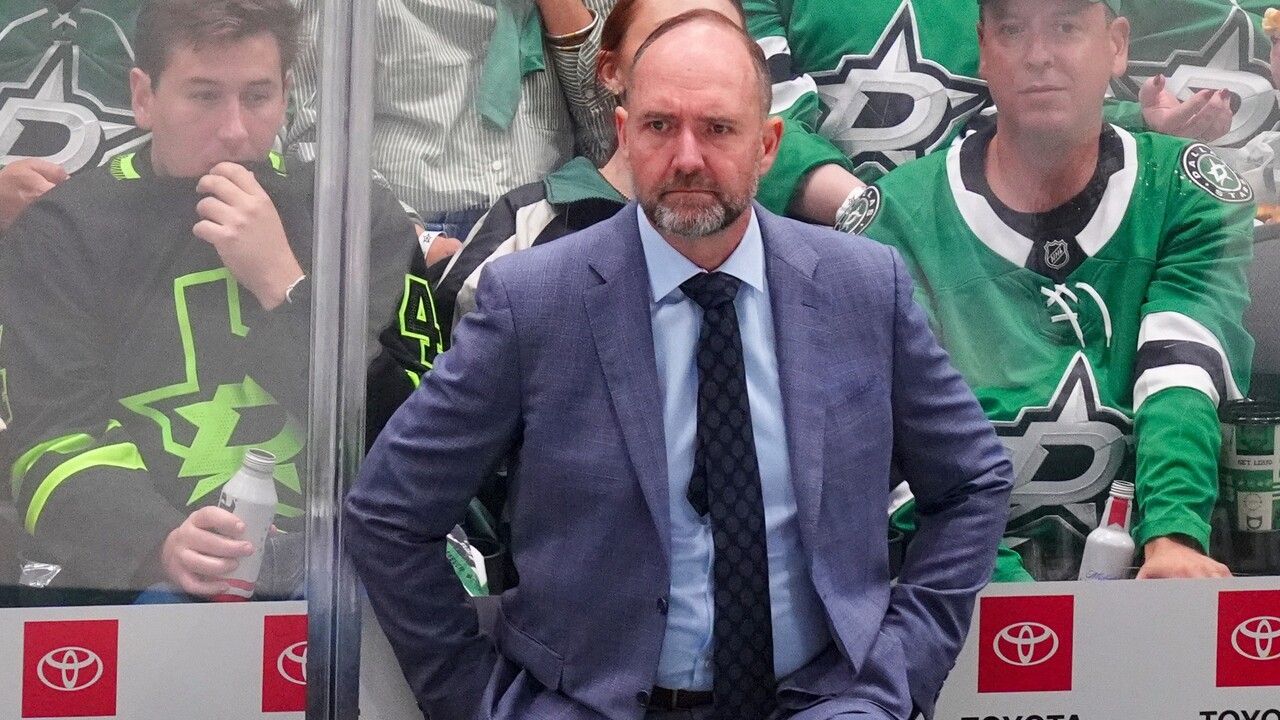 Why Islanders decided to replace Roy with DeBoer this late in season