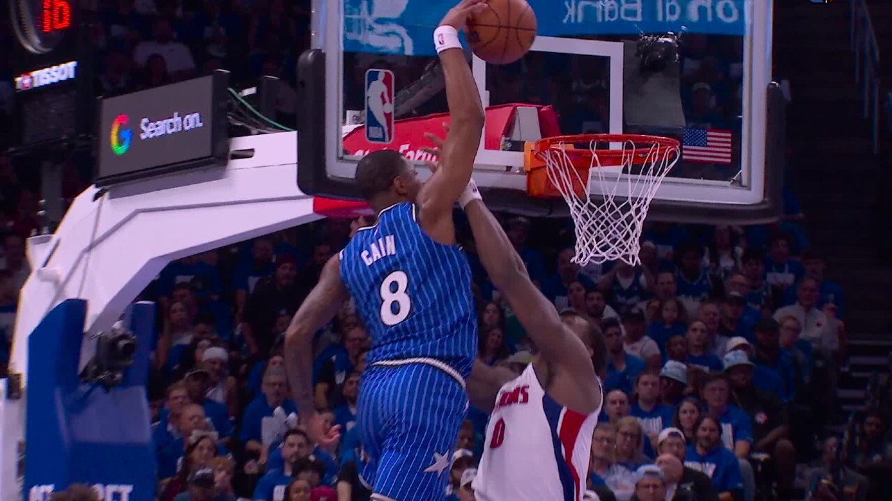 Magics Cain Puts Duren On A Poster With Nasty One Handed Jam