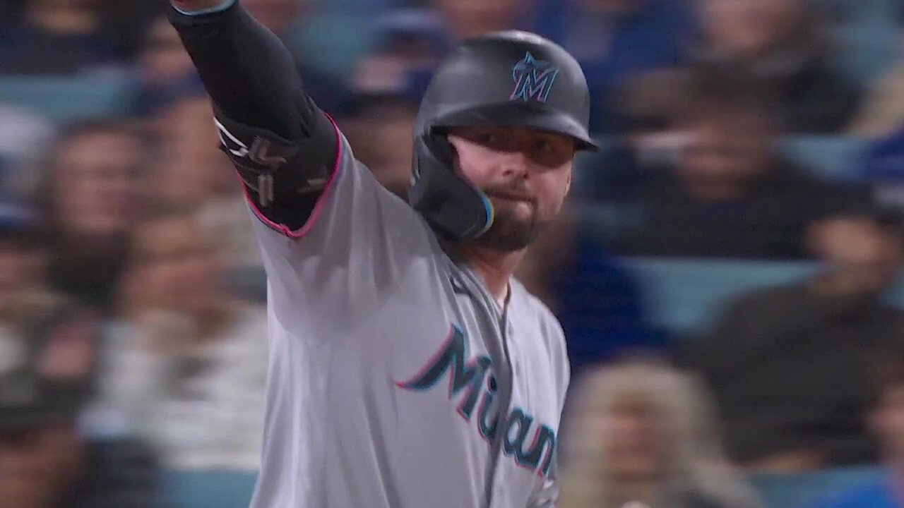 Marlins Hicks Takes Yamamoto Deep With Three Run Shot