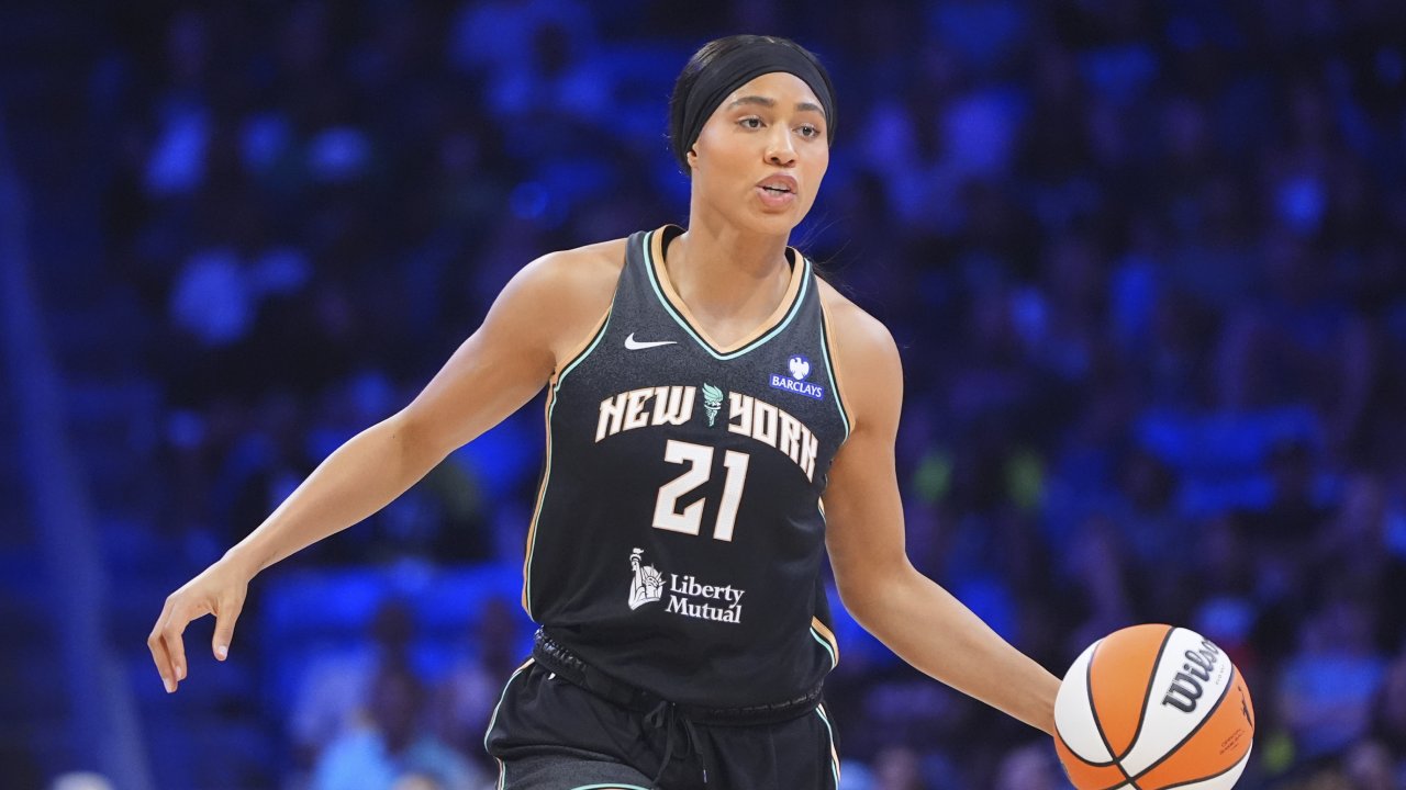 Tempo sign Isabelle Harrison to one-year deal