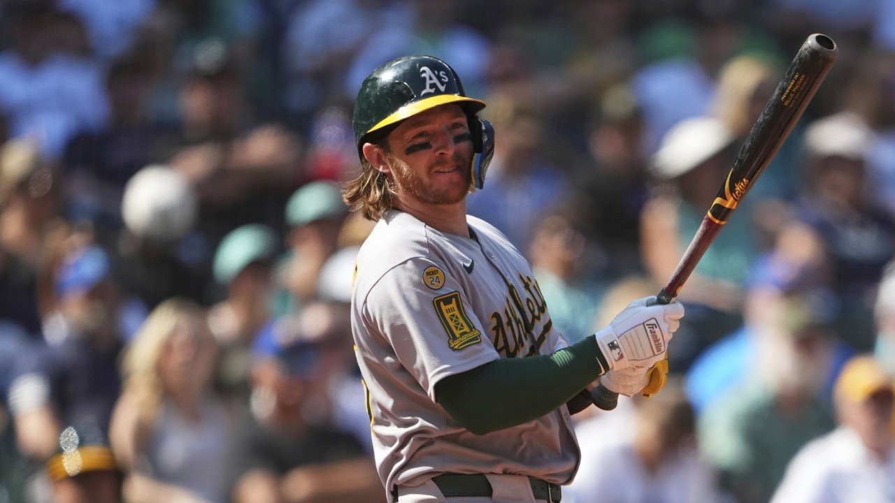 Blue Jays acquire catcher Willie MacIver in trade with Rangers