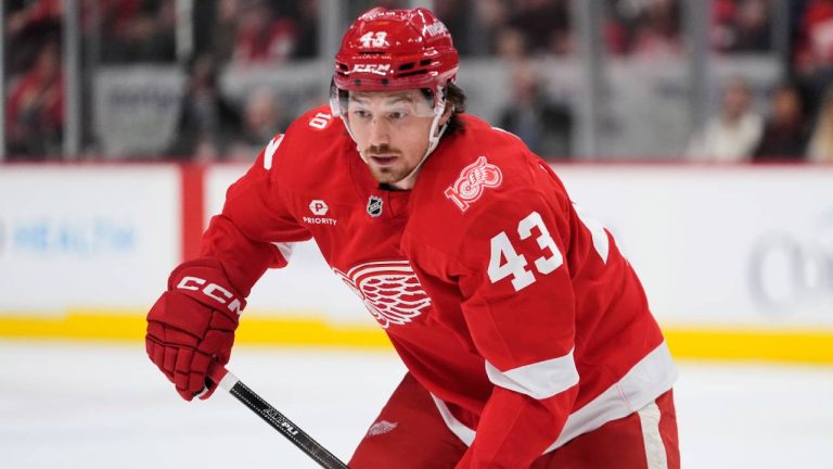 Detroit Red Wings left wing John Leonard (43) plays against the Calgary Flames in the first period of an NHL hockey game Monday, March 16, 2026, in Detroit. (Paul Sancya/AP)