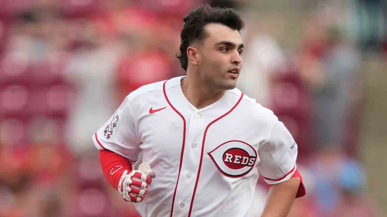 MLB Roundup: Stewart hits two 3-run homers as Reds beat Giants