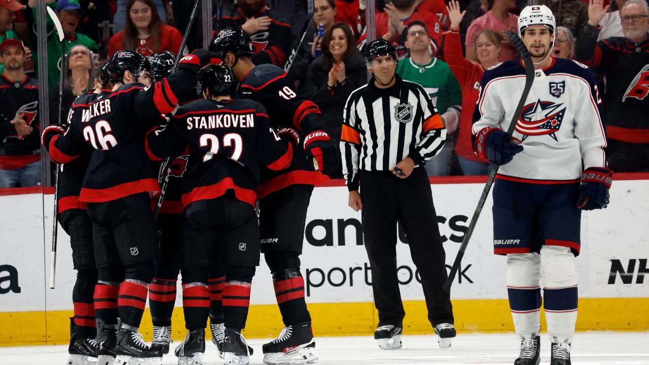 Hurricanes clinch playoff berth with win over Blue Jackets