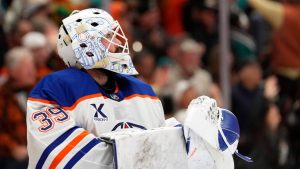 Edmonton Oilers goaltender Connor Ingram looks toward the scoreboard in the closing minutes in the third period of Game 3 in the first round of the Stanley Cup Playoffs against the Anaheim Ducks, Friday, April 24, 2026, in Anaheim, Calif. (Mark J. Terrill/AP)
