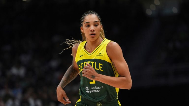 Seattle Storm forward Gabby Williams in action against the New York Liberty during a WNBA basketball game Sunday, June 22, 2025, in Seattle. (AP Photo/Lindsey Wasson)