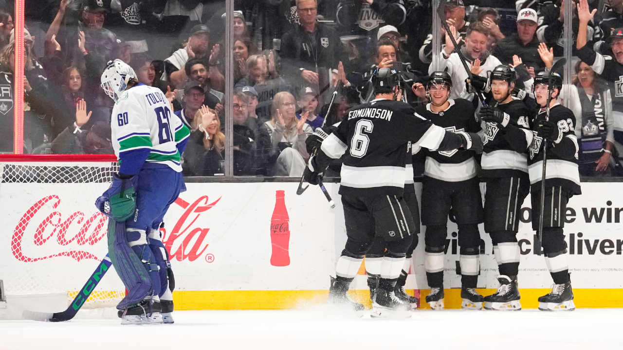 Kempe scores twice, Kings top Canucks to move back into wild-card spot