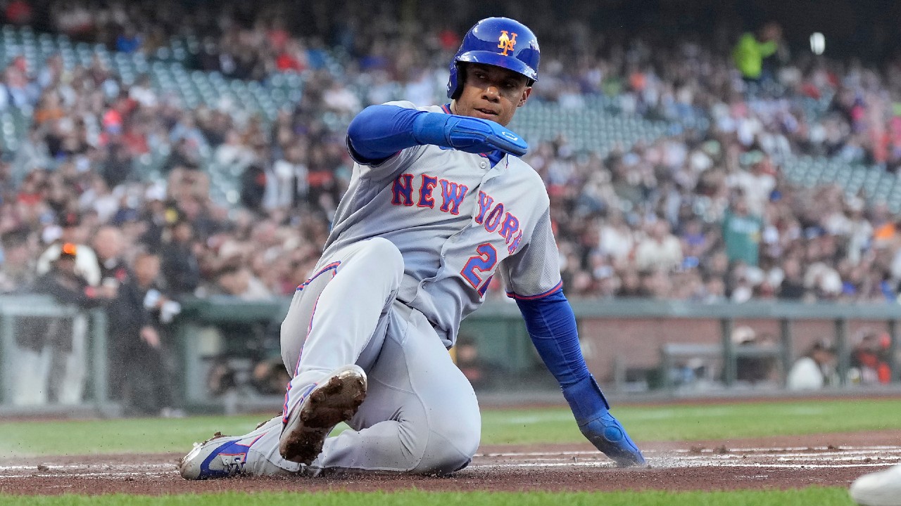  Mets' Juan Soto injured running bases