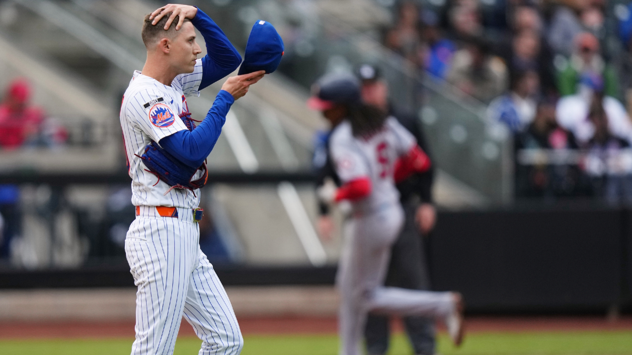 Weaver says poor play is weighing on Mets after 17th loss in 20 games ...