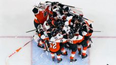 Flyers clinch playoff berth, Hurricanes secure Eastern Conference title