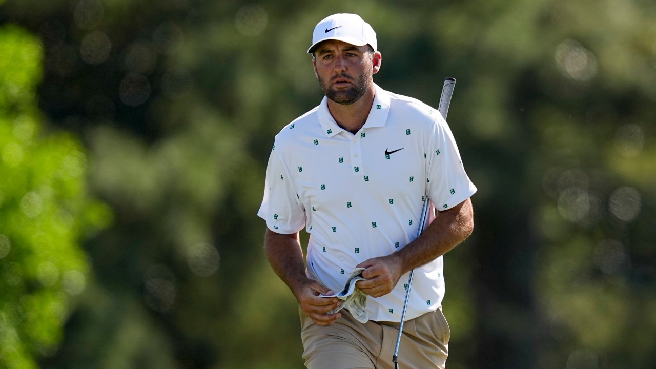 Scottie Scheffler Climbs Masters Leaderboard with Impressive 65