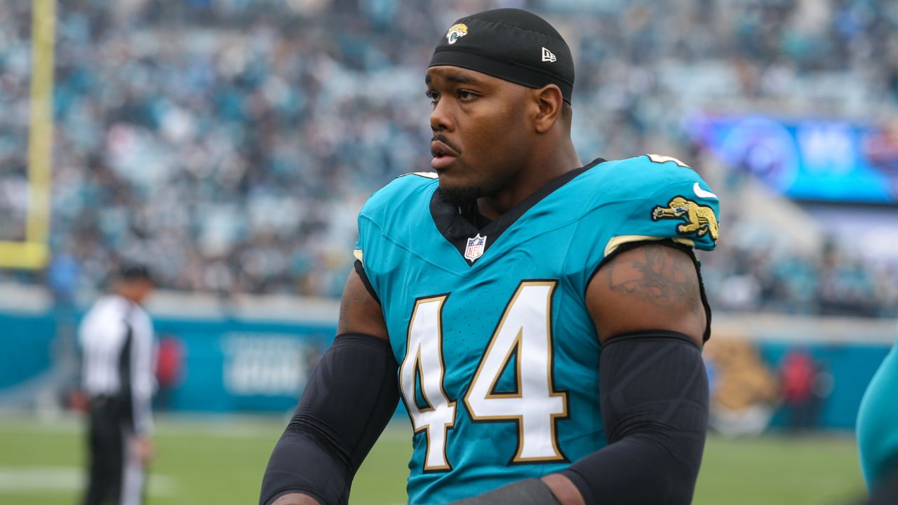 Jaguars sign DE Travon Walker to four-year extension