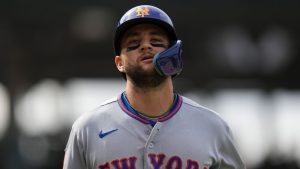 New York Mets' Bo Bichette (19) leaves the field after the top of the seventh inning of a baseball game against the Chicago Cubs, Friday, April 17, 2026, in Chicago. (Erin Hooley/AP)
