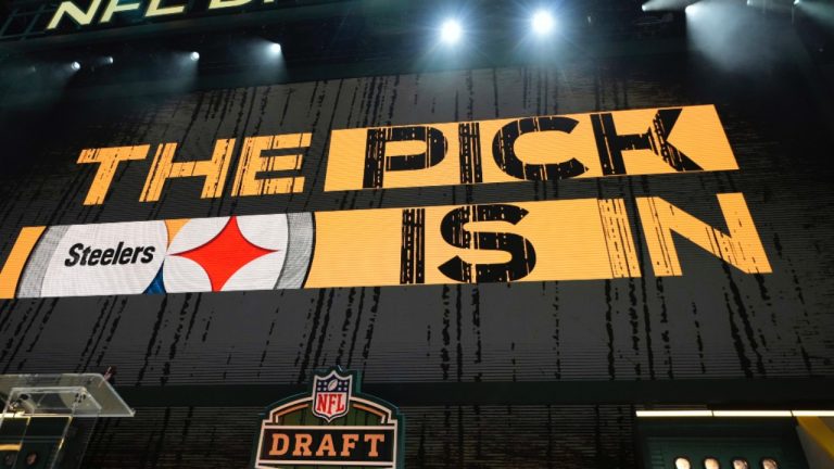 A sign announces a pick by Pittsburgh Steelers during the third round of the NFL draft, Friday, April 25, 2025, in Green Bay, Wis. (AP/Jeff Roberson)