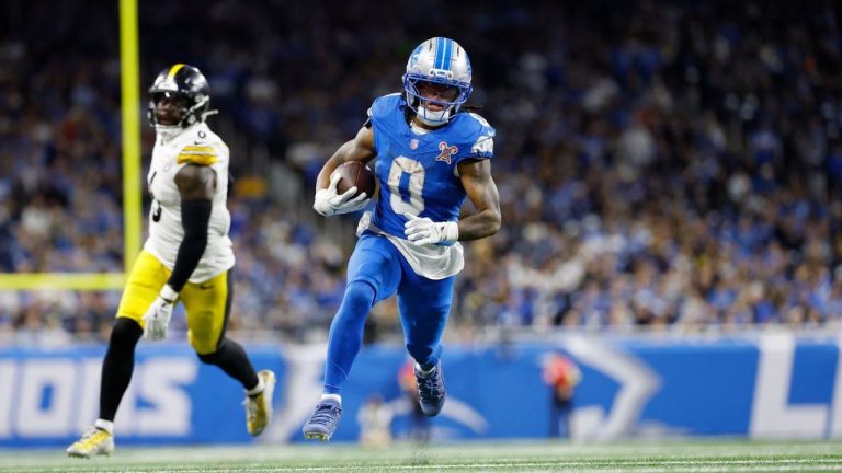 Detroit Lions' Jahmyr Gibbs plays during the second half of an NFL football game against the Pittsburgh Steelers, on Dec. 21, 2025, in Detroit. (Rey Del Rio/AP)