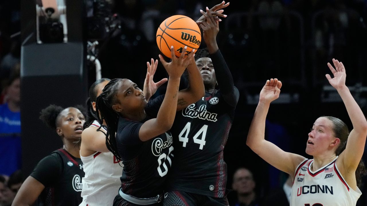 Canadian rookie Agot Makeer leads South Carolina to NCAA women’s final