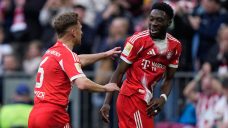 Bayern Munich clinches another Bundesliga title with win over Stuttgart