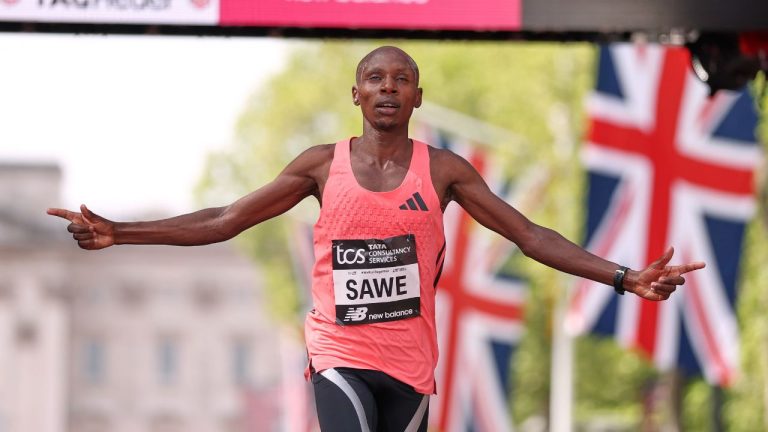 Sebastian Sawe from Kenya crosses the finish line to win the men's race at the London Marathon in London, Sunday, April 26, 2026.(Ian Walton/AP)