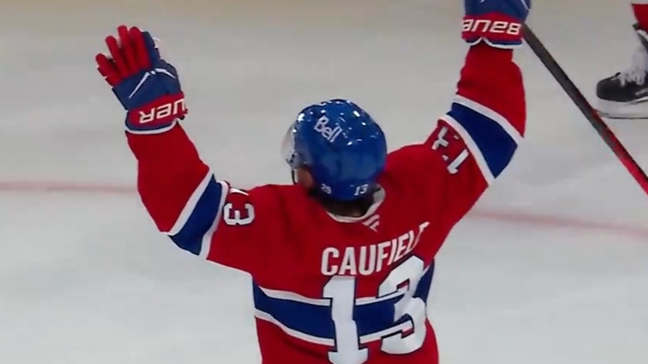 Canadiens’ Hutson dances through traffic to set up Caufield for go-ahead goal